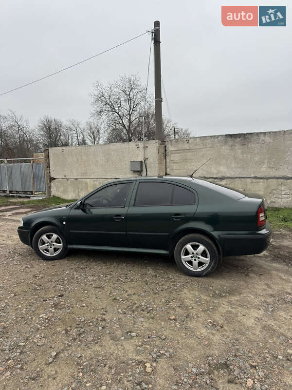 Лифтбек Skoda Octavia 2000 в Александрие