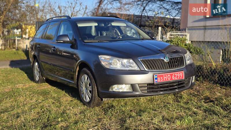 Универсал Skoda Octavia 2009 в Ровно