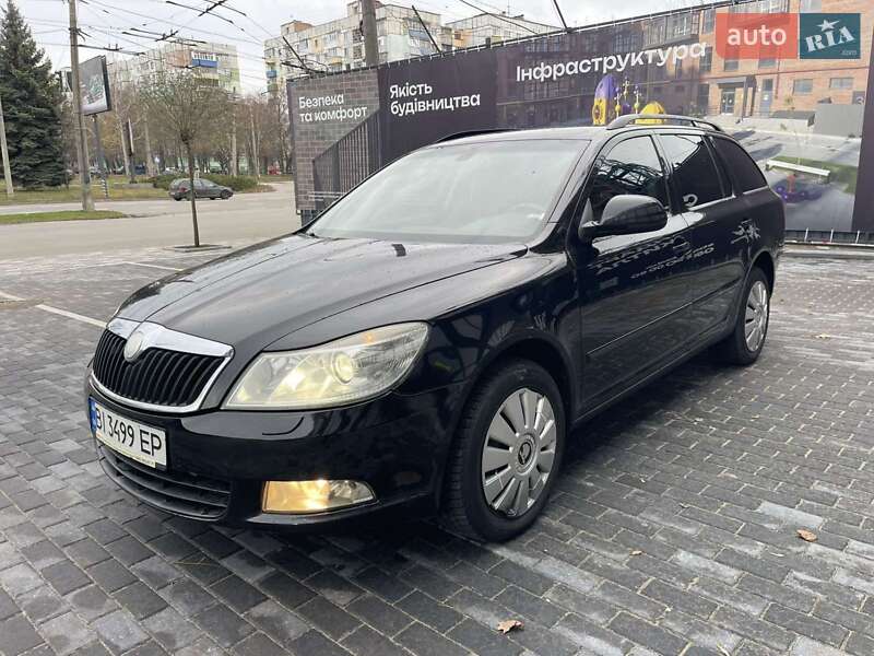 Универсал Skoda Octavia 2009 в Полтаве