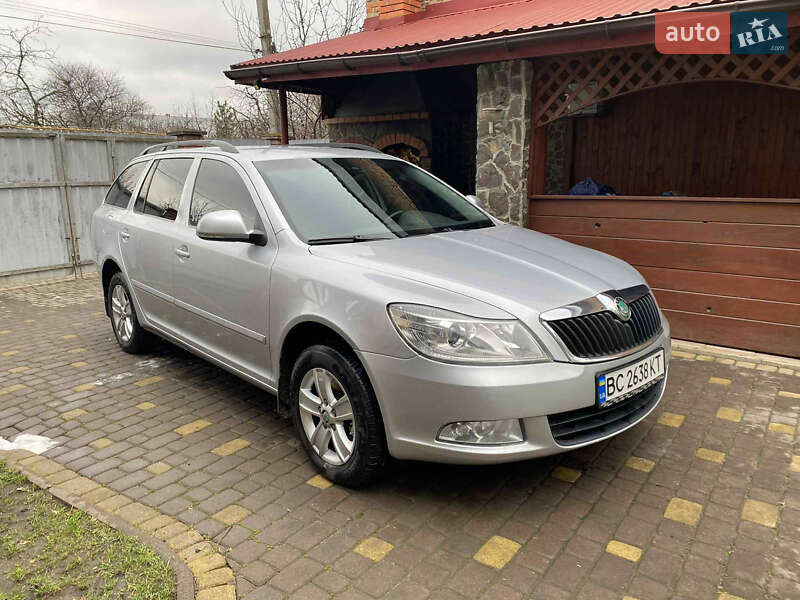 Універсал Skoda Octavia 2012 в Львові