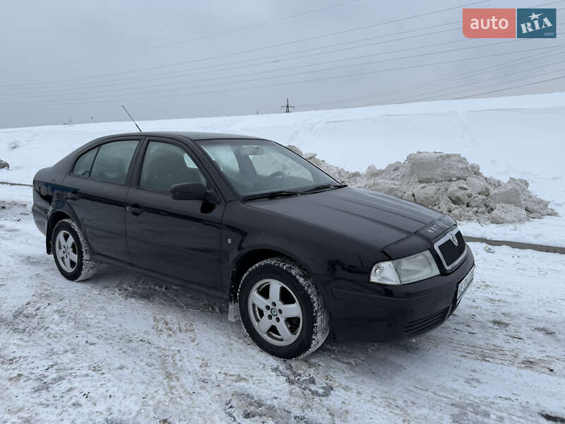 Лифтбек Skoda Octavia 2008 в Днепре