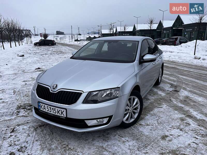 Лифтбек Skoda Octavia 2013 в Ирпене