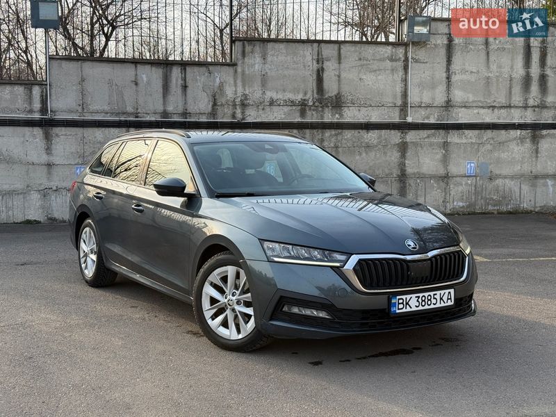 Универсал Skoda Octavia 2021 в Ровно