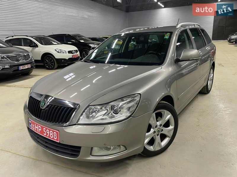 Универсал Skoda Octavia 2012 в Стрые