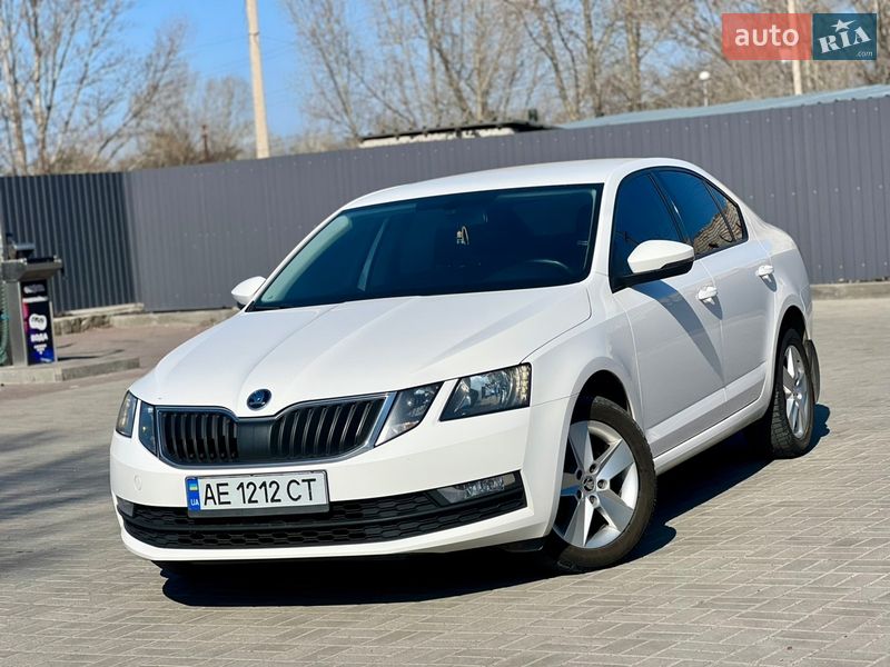 Ліфтбек Skoda Octavia 2017 в Дніпрі
