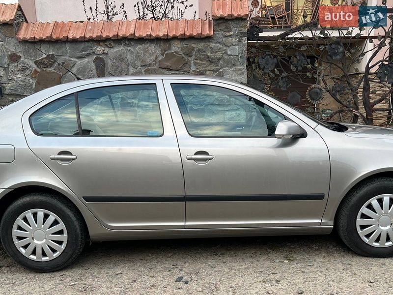 Лифтбек Skoda Octavia 2008 в Львове