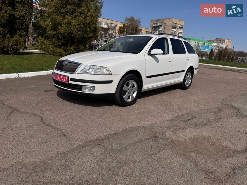 Универсал Skoda Octavia 2008 в Ровно