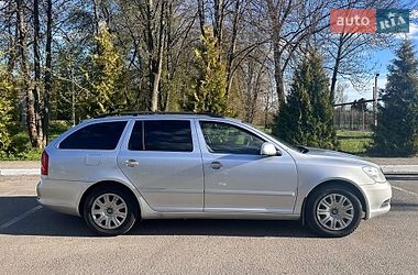 Универсал Skoda Octavia 2010 в Деражне