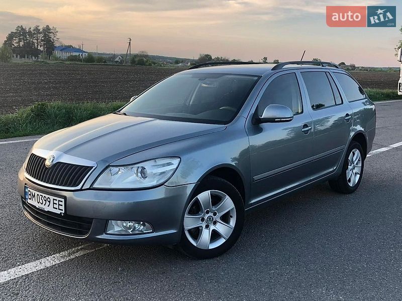 Универсал Skoda Octavia 2012 в Ромнах
