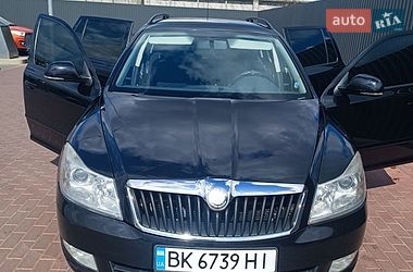 Универсал Skoda Octavia 2010 в Сарнах