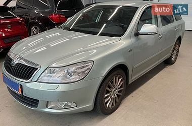 Универсал Skoda Octavia 2009 в Рокитном
