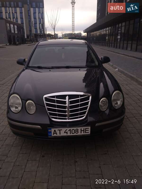 Седан Kia Opirus 2006 в Ивано-Франковске