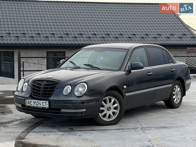 Седан Kia Opirus 2006 в Киеве