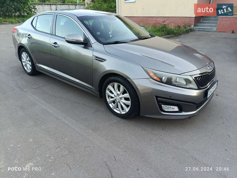 Седан Kia Optima 2014 в Житомире