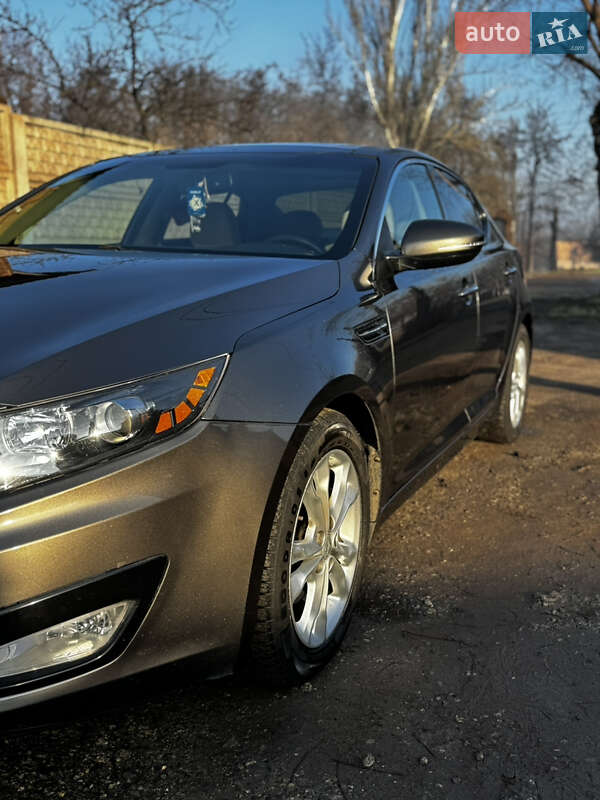 Седан Kia Optima 2012 в Кривом Роге Седан Kia Optima 2012 в Кривом Роге
