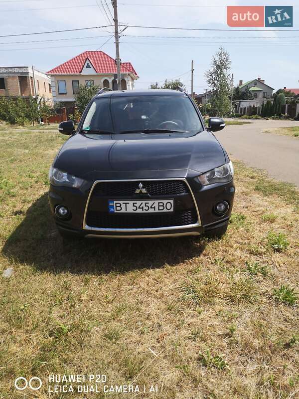 Внедорожник / Кроссовер Mitsubishi Outlander 2011 в Одессе Внедорожник / Кроссовер Mitsubishi Outlander 2011 в Одессе