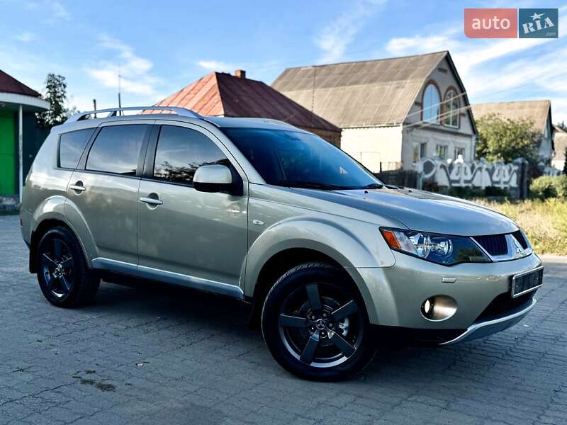 Позашляховик / Кросовер Mitsubishi Outlander 2007 в Охтирці