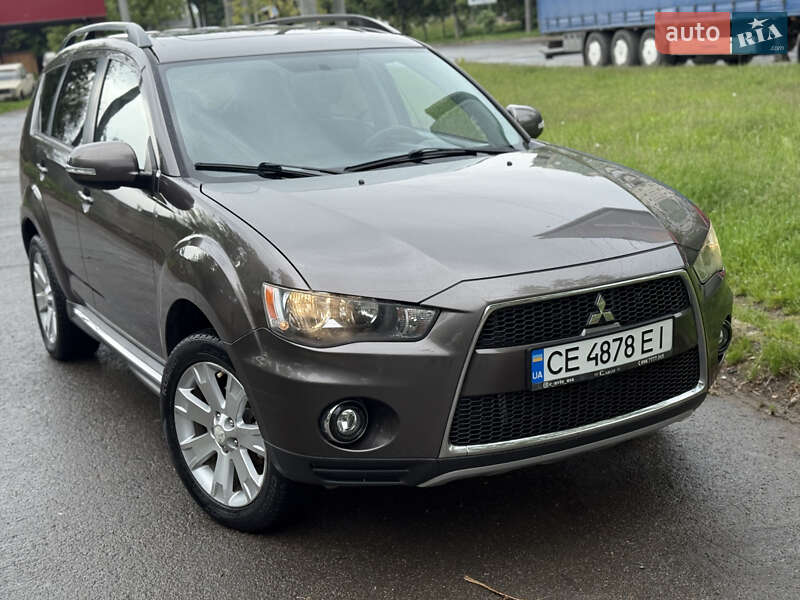 Внедорожник / Кроссовер Mitsubishi Outlander 2009 в Черновцах