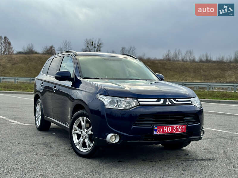 Позашляховик / Кросовер Mitsubishi Outlander 2014 в Полтаві