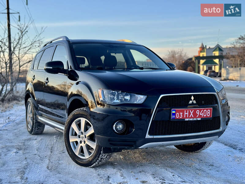 Позашляховик / Кросовер Mitsubishi Outlander 2010 в Полтаві