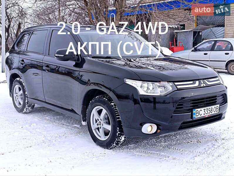 Внедорожник / Кроссовер Mitsubishi Outlander 2013 в Хмельницком