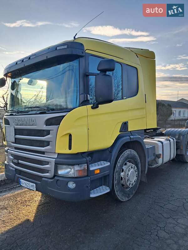 Тягач Scania P 2012 в Ярмолинцах