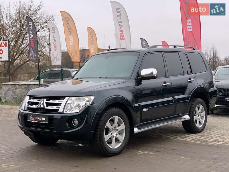 Внедорожник / Кроссовер Mitsubishi Pajero 2014 в Бердичеве