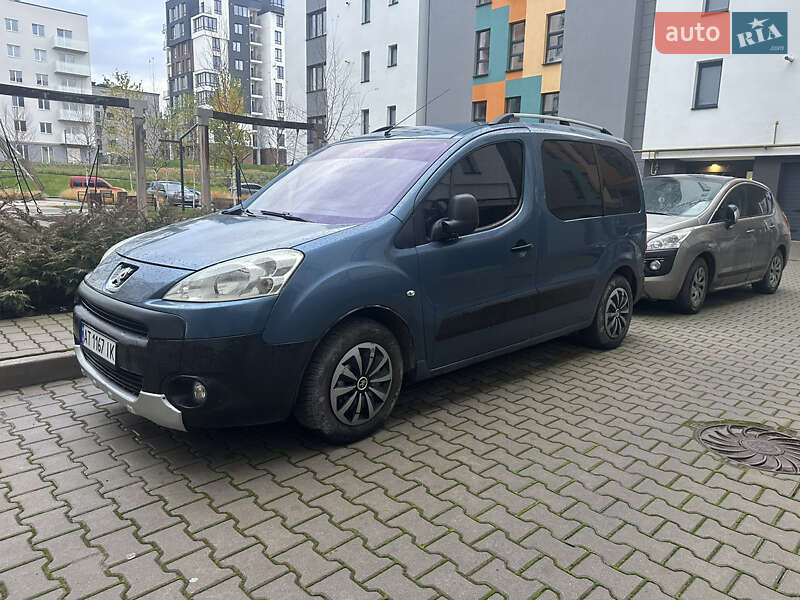 Минивэн Peugeot Partner 2008 в Ивано-Франковске Минивэн Peugeot Partner 2008 в Ивано-Франковске