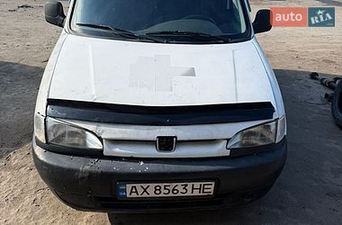 Вантажний фургон Peugeot Partner 2002 в Дніпрі