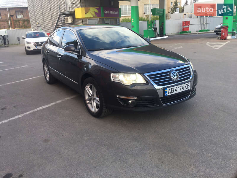 Седан Volkswagen Passat 2005 в Виннице