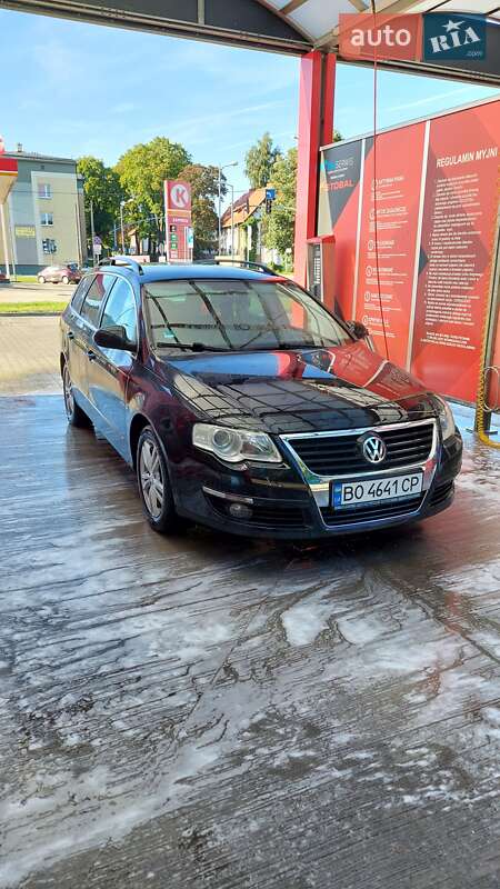 Универсал Volkswagen Passat 2010 в Тернополе