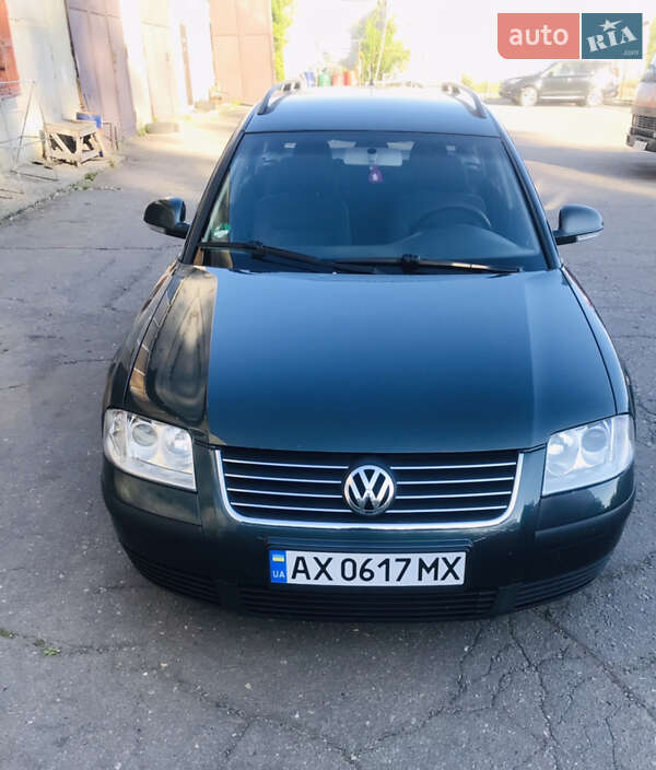 Универсал Volkswagen Passat 2004 в Харькове