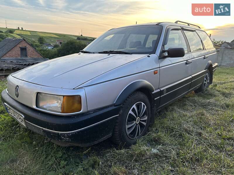 Универсал Volkswagen Passat 1989 в Подгайцах Универсал Volkswagen Passat 1989 в Подгайцах