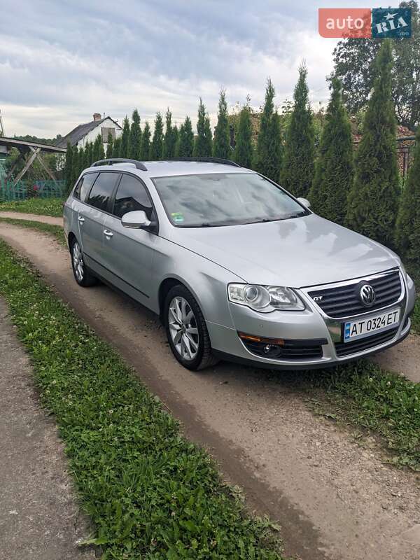 Универсал Volkswagen Passat 2009 в Калуше