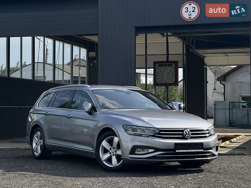 Универсал Volkswagen Passat 2019 в Ужгороде
