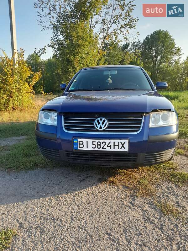 Седан Volkswagen Passat 2001 в Карловке Седан Volkswagen Passat 2001 в Карловке
