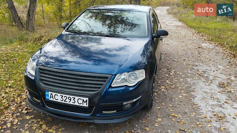 Седан Volkswagen Passat 2005 в Запорожье