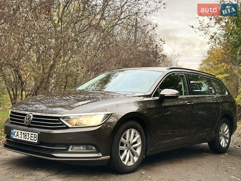 Универсал Volkswagen Passat 2016 в Одессе
