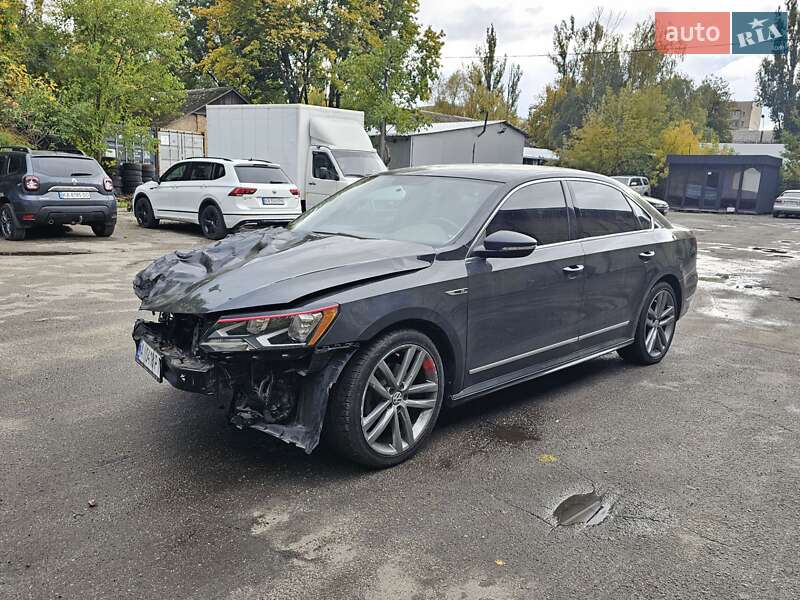 Седан Volkswagen Passat 2016 в Києві Седан Volkswagen Passat 2016 в Києві
