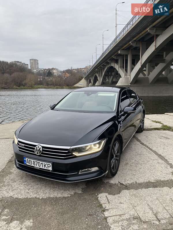 Седан Volkswagen Passat 2015 в Виннице