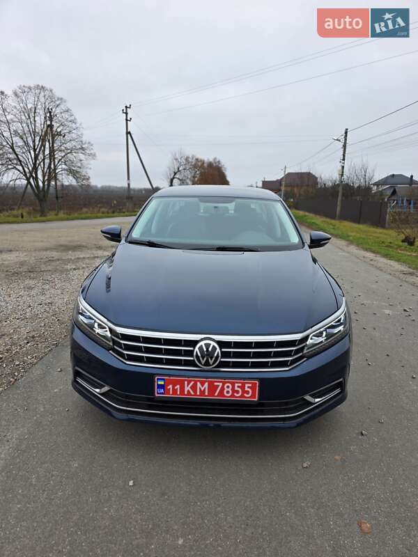 Седан Volkswagen Passat 2017 в Белой Церкви Седан Volkswagen Passat 2017 в Белой Церкви