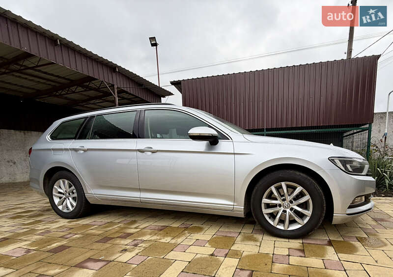 Універсал Volkswagen Passat 2017 в Кременчуці