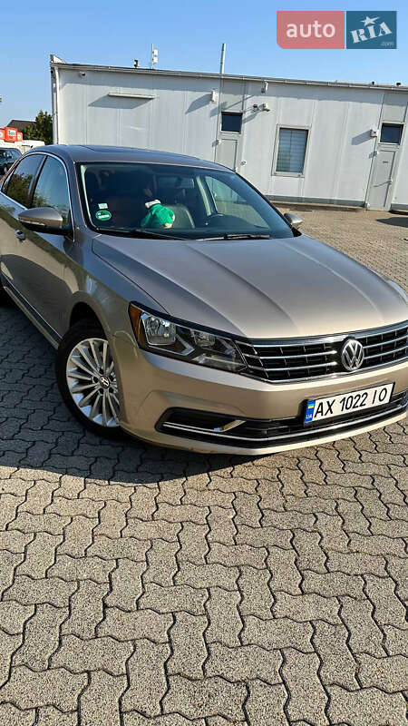 Седан Volkswagen Passat 2016 в Кропивницькому Седан Volkswagen Passat 2016 в Кропивницькому