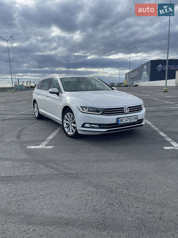 Универсал Volkswagen Passat 2017 в Львове