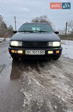 Универсал Volkswagen Passat 1996 в Радехове