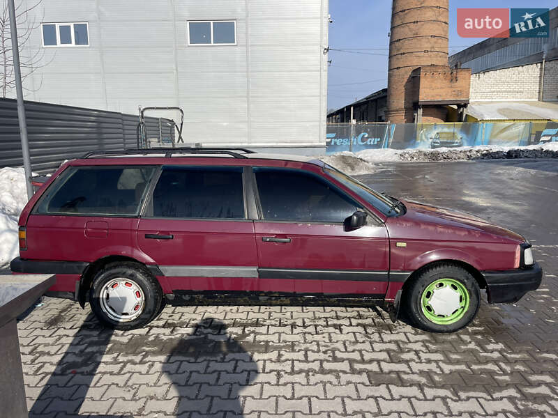 Универсал Volkswagen Passat 1989 в Житомире
