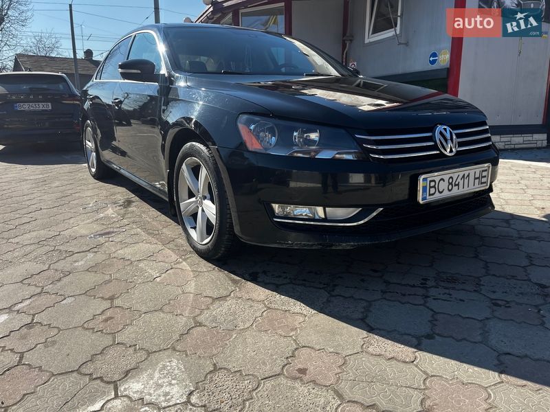 Седан Volkswagen Passat 2015 в Львове