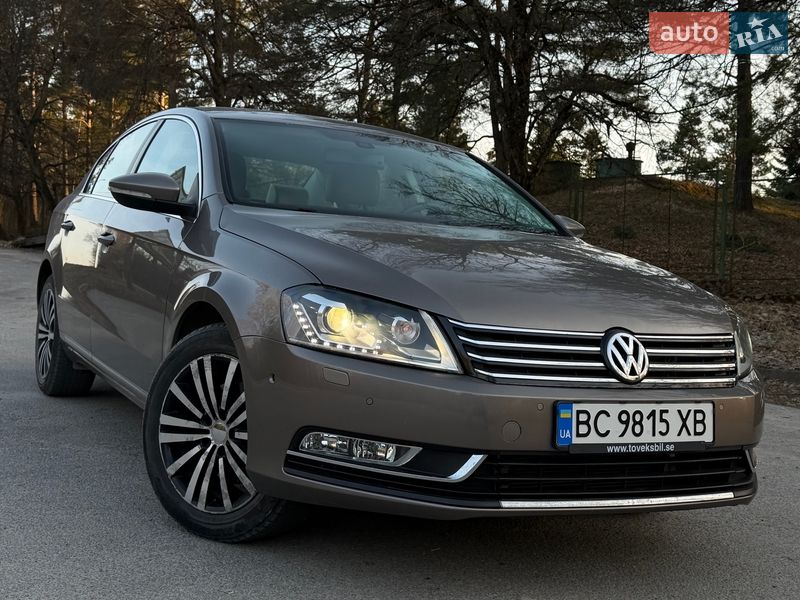 Седан Volkswagen Passat 2011 в Дрогобыче