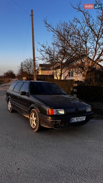Универсал Volkswagen Passat 1990 в Львове