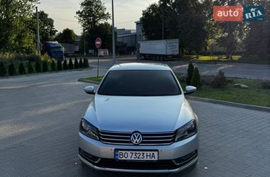 Седан Volkswagen Passat 2012 в Тернополе